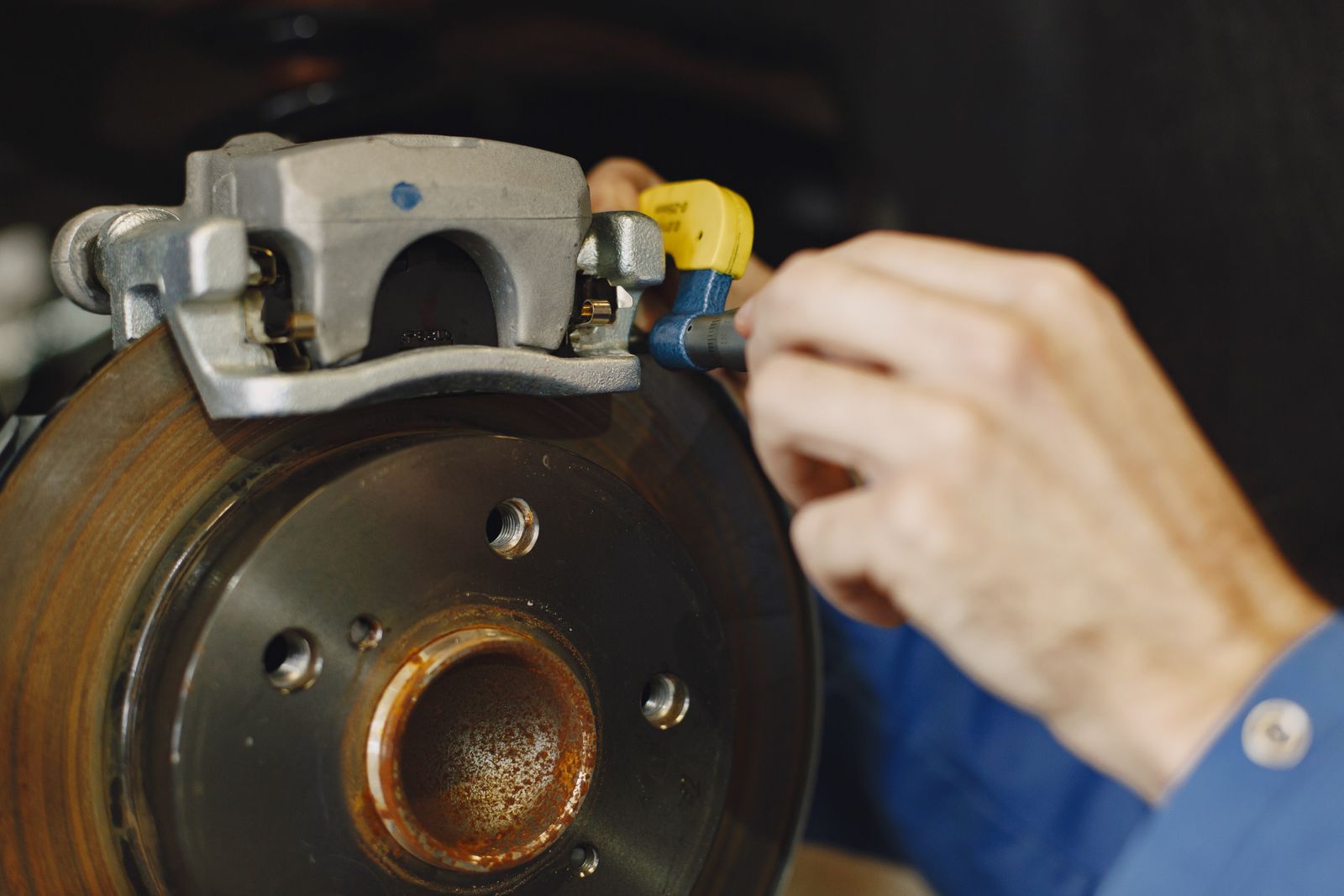 Brake rotor and caliper service